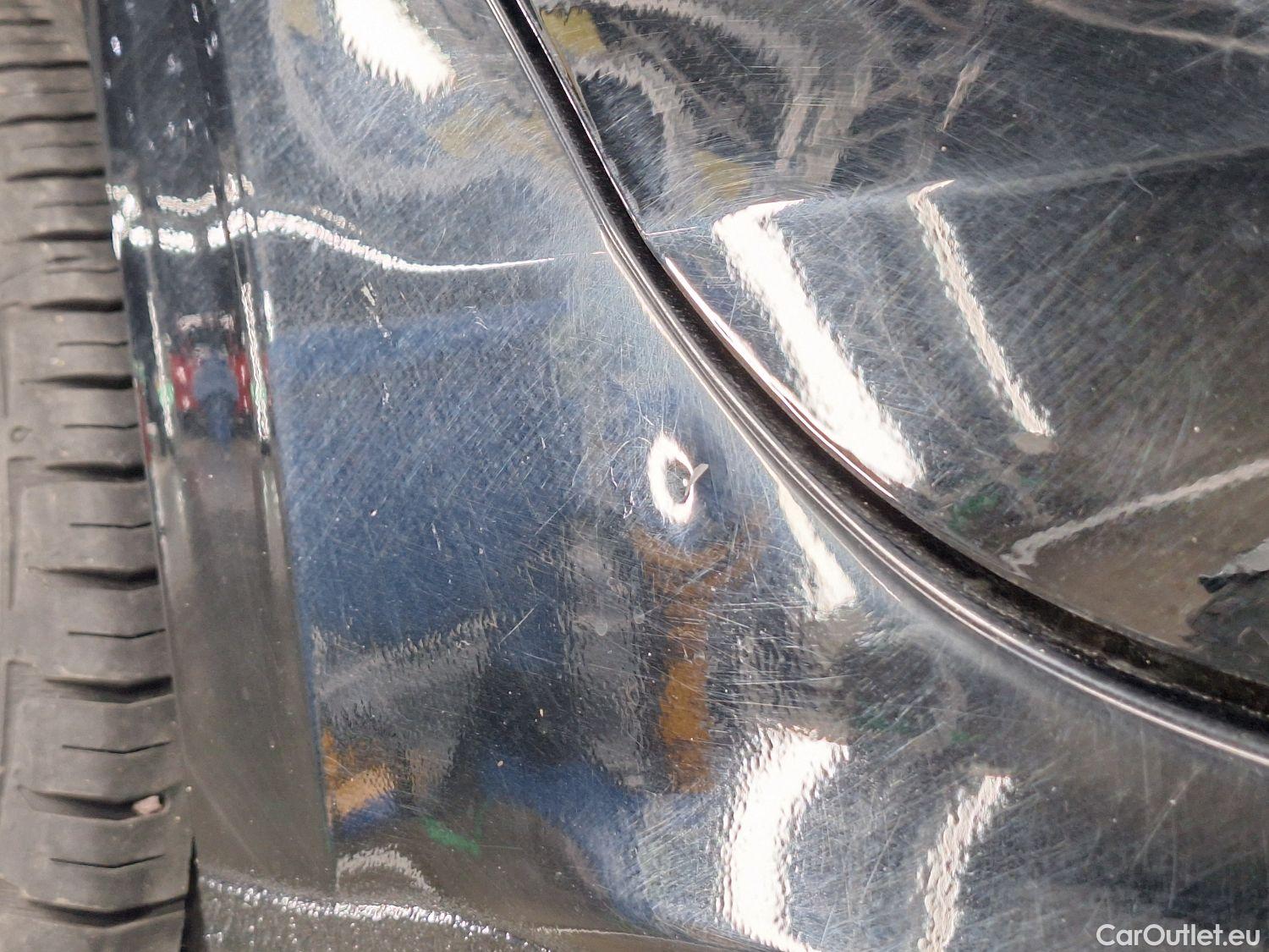  Peugeot  208 Peugeot,  '11, Peugeot  1.2 PureTech 81kW S/S Auto Allure 5d #37