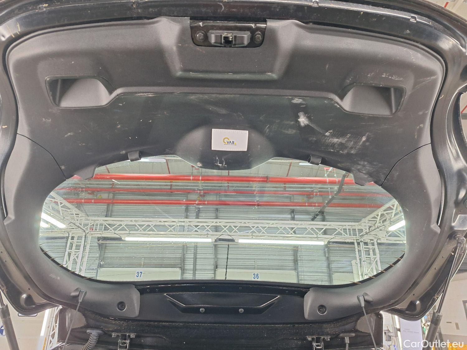  Peugeot  208 Peugeot,  '11, Peugeot  1.2 PureTech 81kW S/S Auto Allure 5d #11