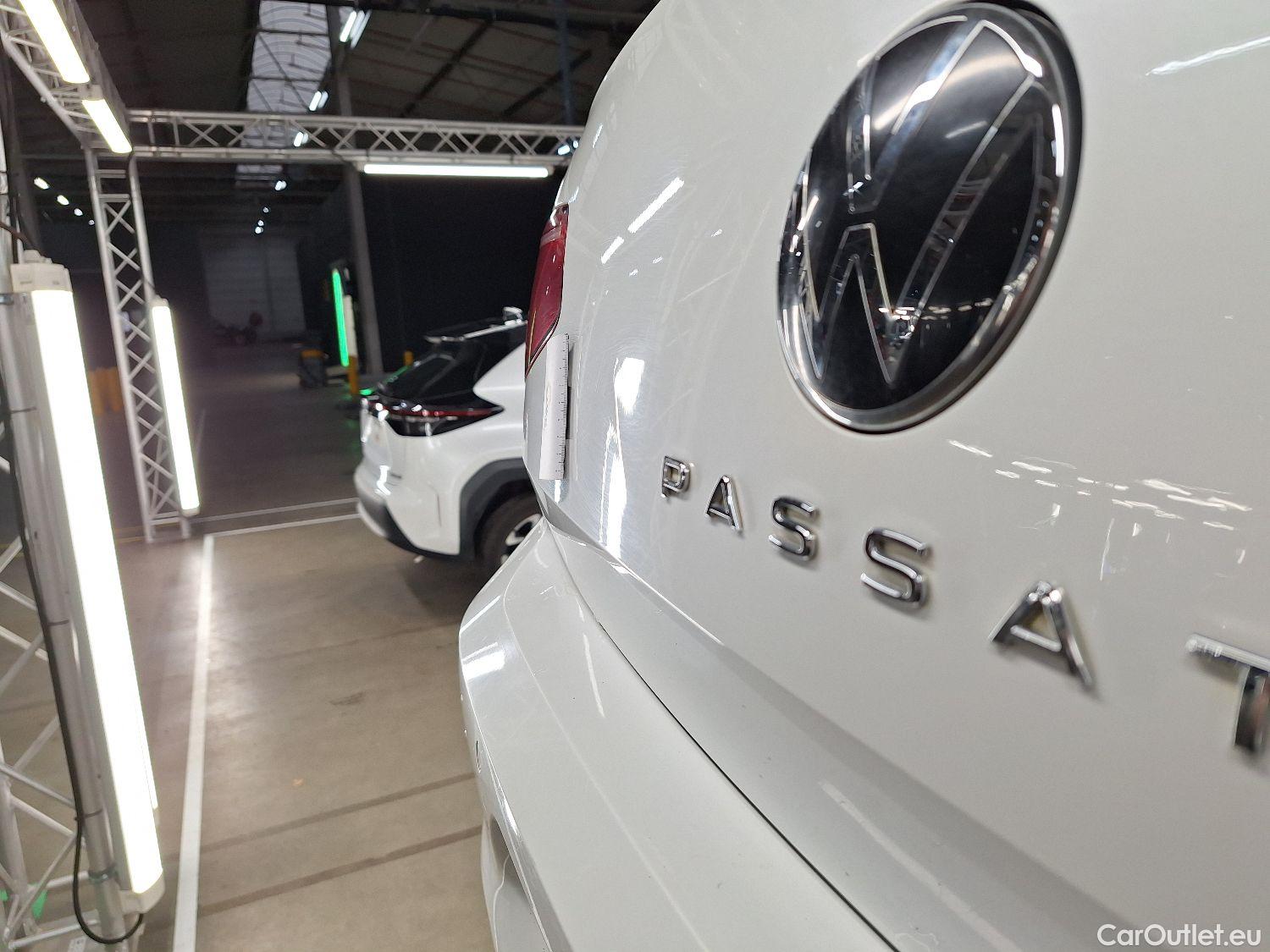  Volkswagen  Passat VW,  Variant FL'19, Volkswagen  Variant 2.0 TDI 90kW DSG Style B #29