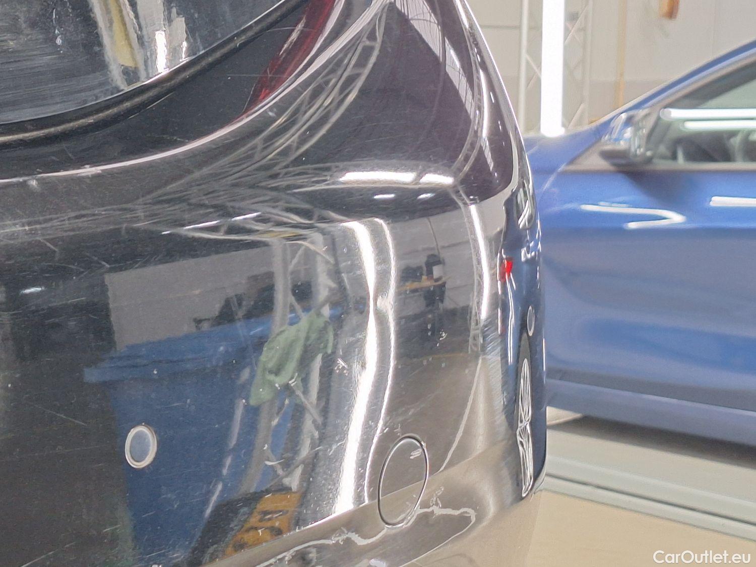  Peugeot  208 Peugeot,  '11, Peugeot  1.2 PureTech 81kW S/S Auto Allure 5d #44