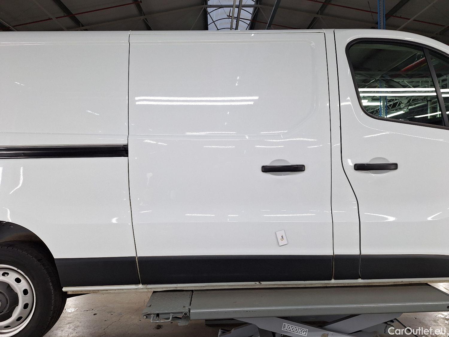  Nissan  NV300 Nissan, _NV 300 '16, Nissan  L2H1 2.0 dCi 120 Acenta 2.9T 4d #5