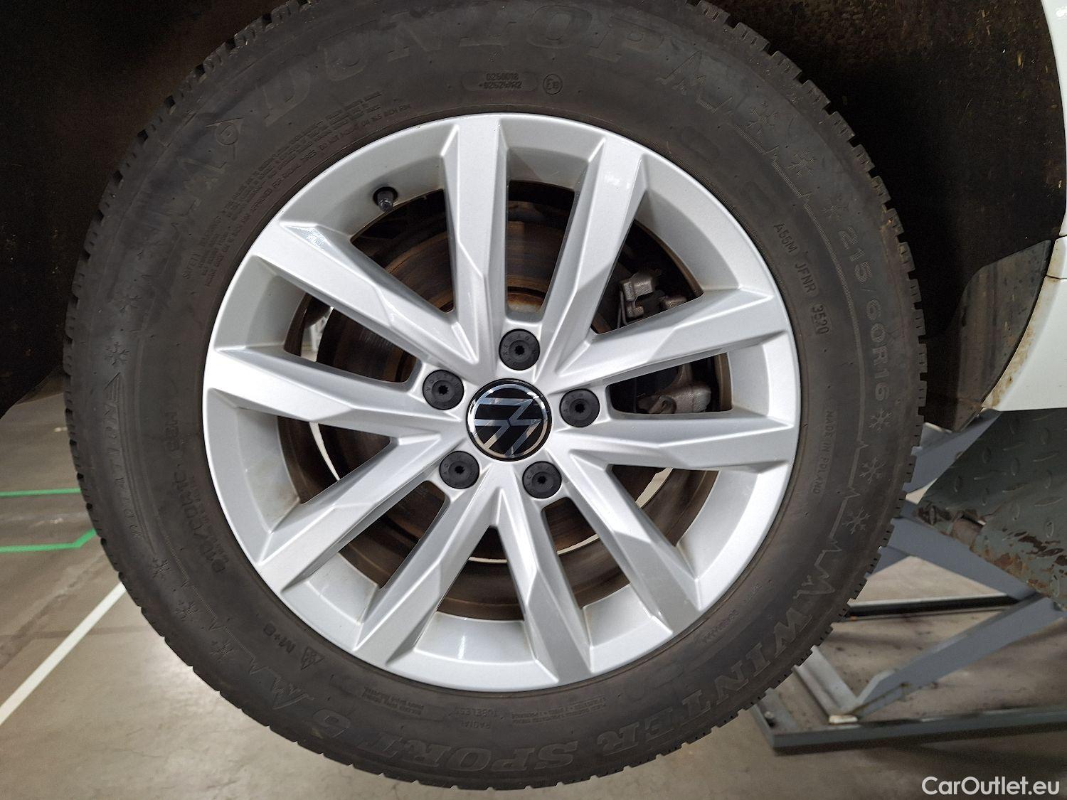  Volkswagen  Passat VW,  Variant FL'19, Volkswagen  Variant 2.0 TDI 90kW DSG Style B #8