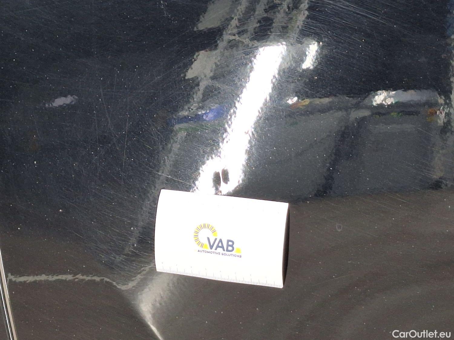  Peugeot  208 Peugeot,  '11, Peugeot  1.2 PureTech 81kW S/S Auto Allure 5d #60