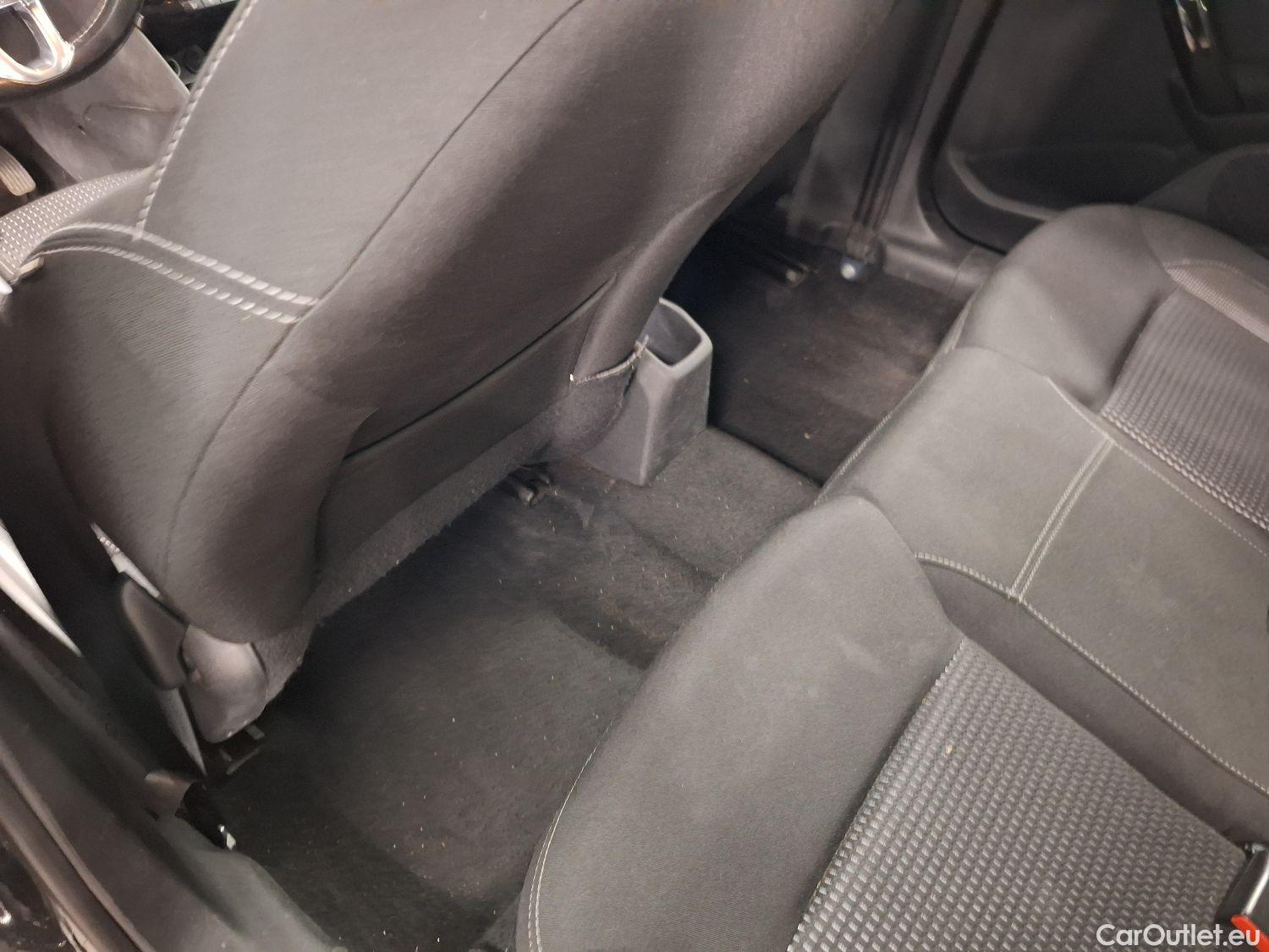  Peugeot  208 Peugeot,  '11, Peugeot  1.2 PureTech 81kW S/S Auto Allure 5d #96