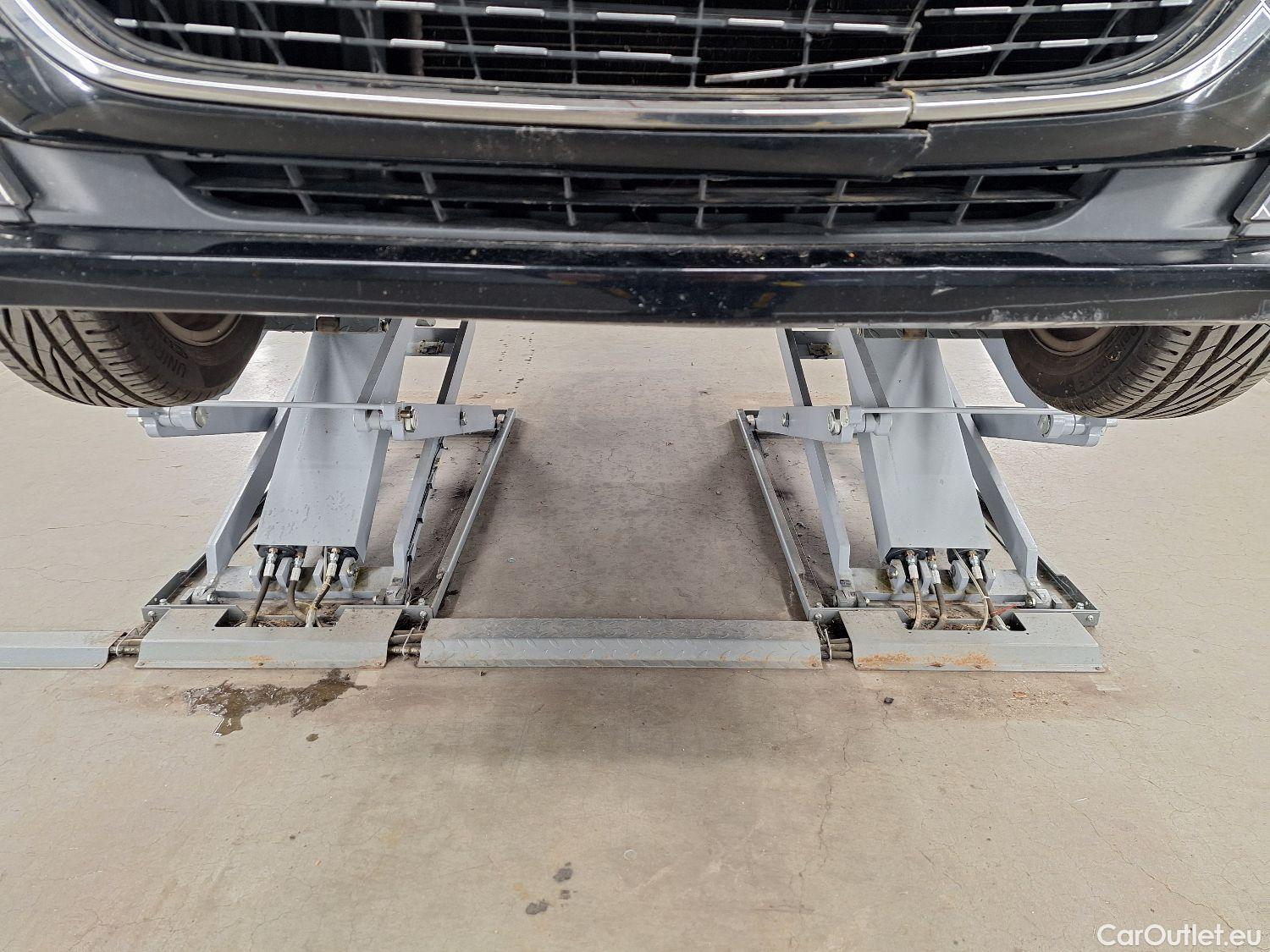  Peugeot  208 Peugeot,  '11, Peugeot  1.2 PureTech 81kW S/S Auto Allure 5d #72