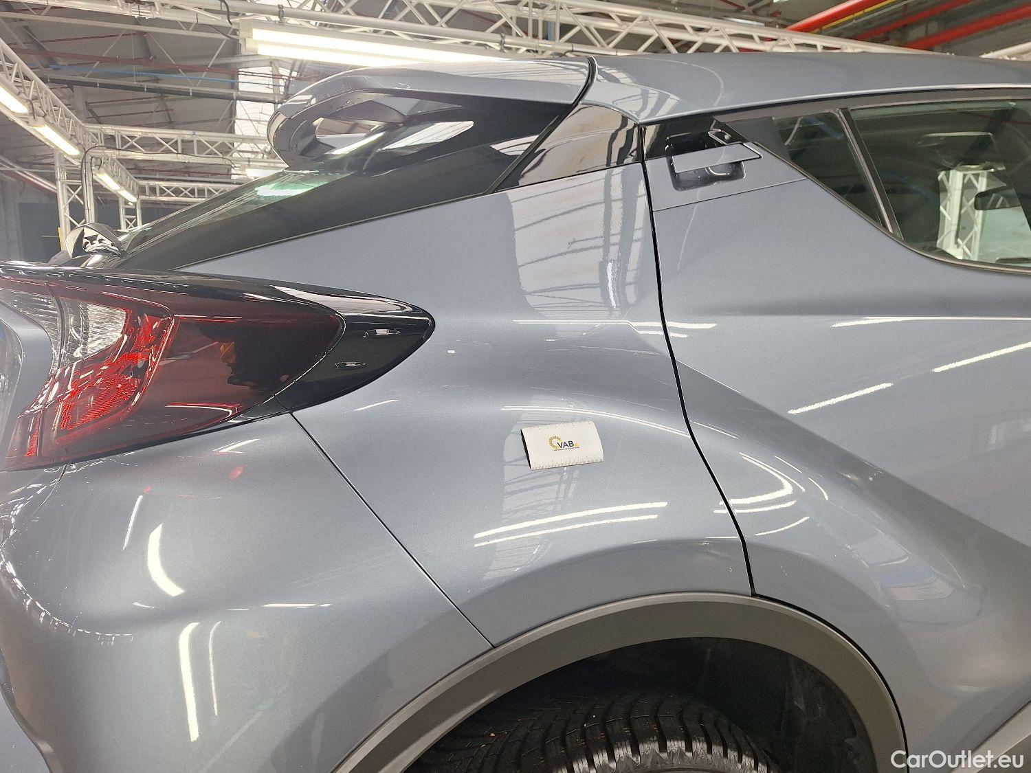  Toyota  C-HR Toyota,  '16, Toyota  1.8 VVT i-Hybrid C-Enter E-CVT 5d #3