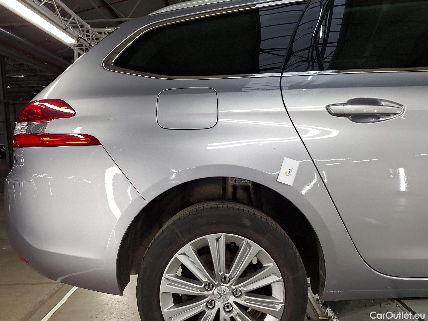  Peugeot  308 Peugeot,  SW FL'17, Peugeot  SW 1.5 BlueHDi 130 S&S Allure Pack 5d #23