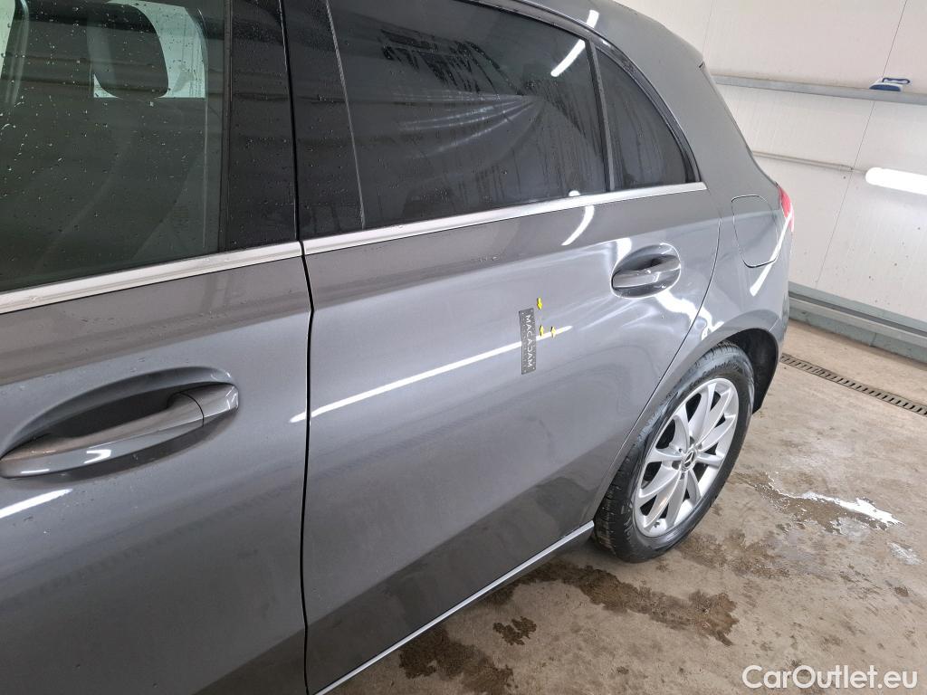  Mercedes  A-Klasse Classe A Compact / 2018 / 5P / Berline A 250 e Business Line 8G-DCT #29