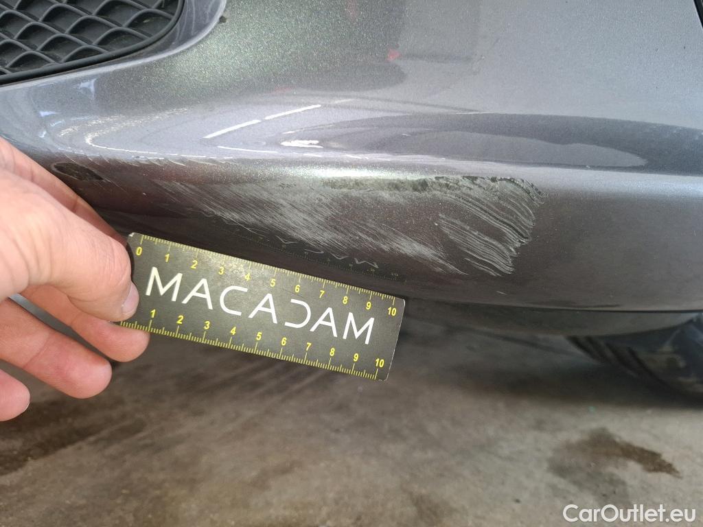  Mercedes  A-Klasse Classe A Compact / 2018 / 5P / Berline A 250 e Business Line 8G-DCT #10