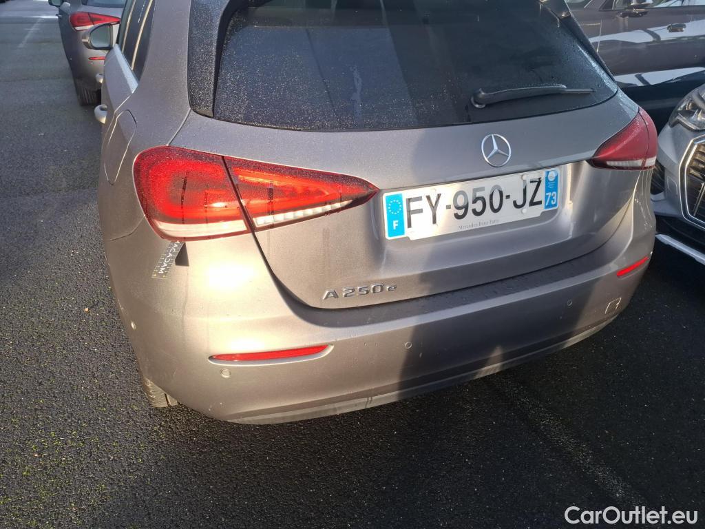  Mercedes  A-Klasse Classe A Compact / 2018 / 5P / Berline A 250 e Business Line 8G-DCT #20