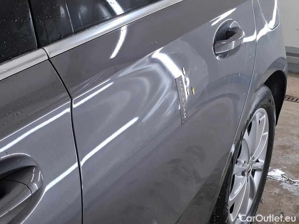  Mercedes  A-Klasse Classe A Compact / 2018 / 5P / Berline A 250 e Business Line 8G-DCT #30