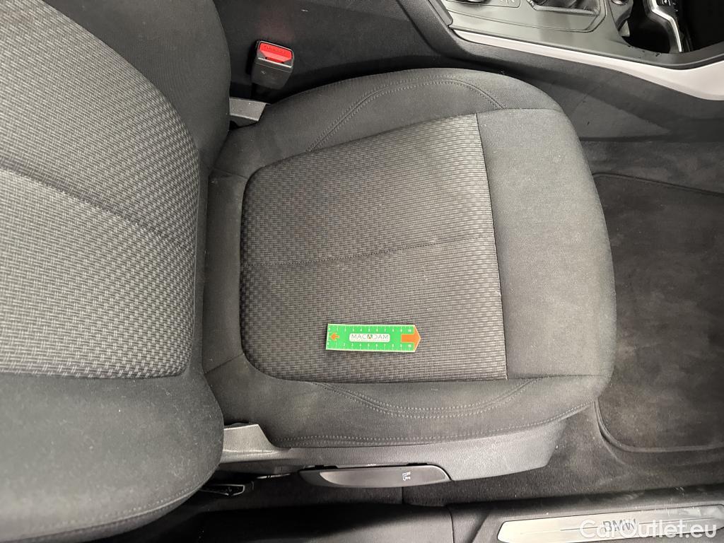  Bmw  Serie 1 BMW Série 1 / 2019 / 5P / Berline 116i Business Design #14