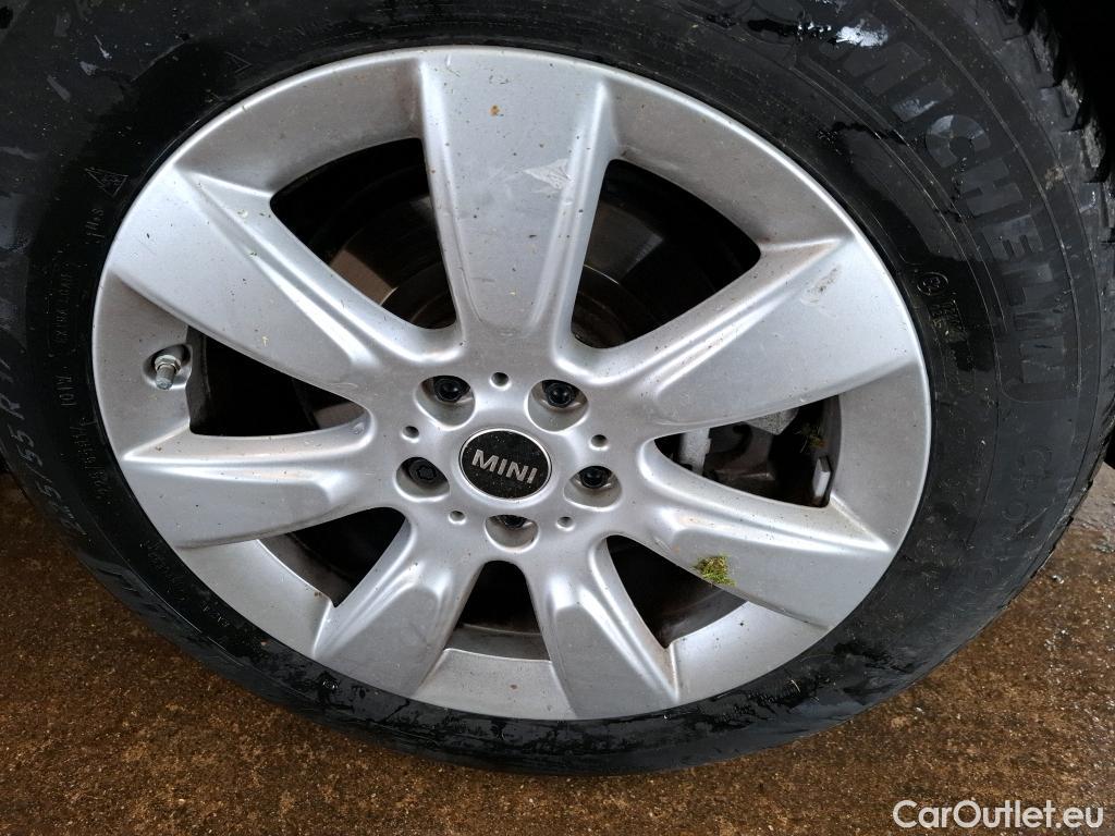  Mini  Countryman MINI  / 2020 / 5P / Crossover Cooper SE ALL4 Busi Design 125+95ch BVA6 #25