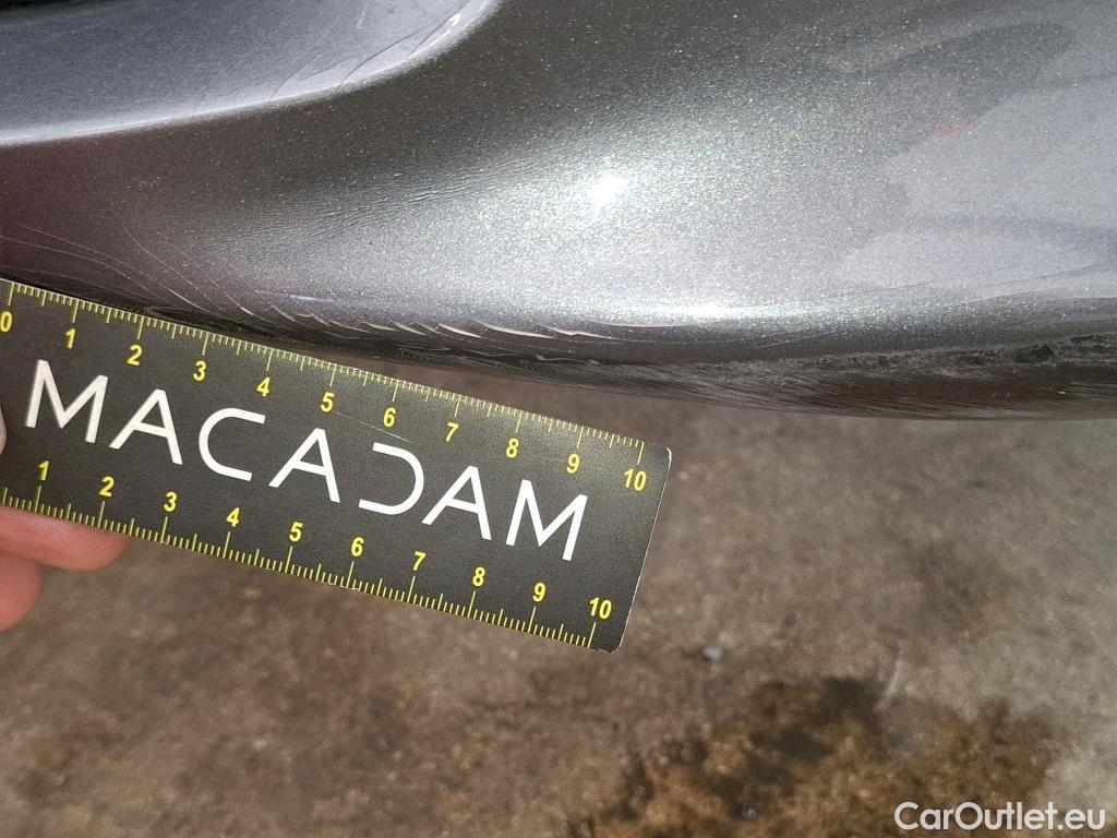  Mercedes  A-Klasse Classe A Compact / 2018 / 5P / Berline A 250 e Business Line 8G-DCT #8