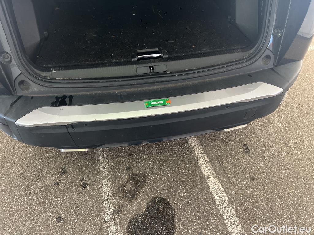  Peugeot  2008 PEUGEOT  / 2019 / 5P / Crossover PureTech 155 S&S EAT8 GT PACK #8