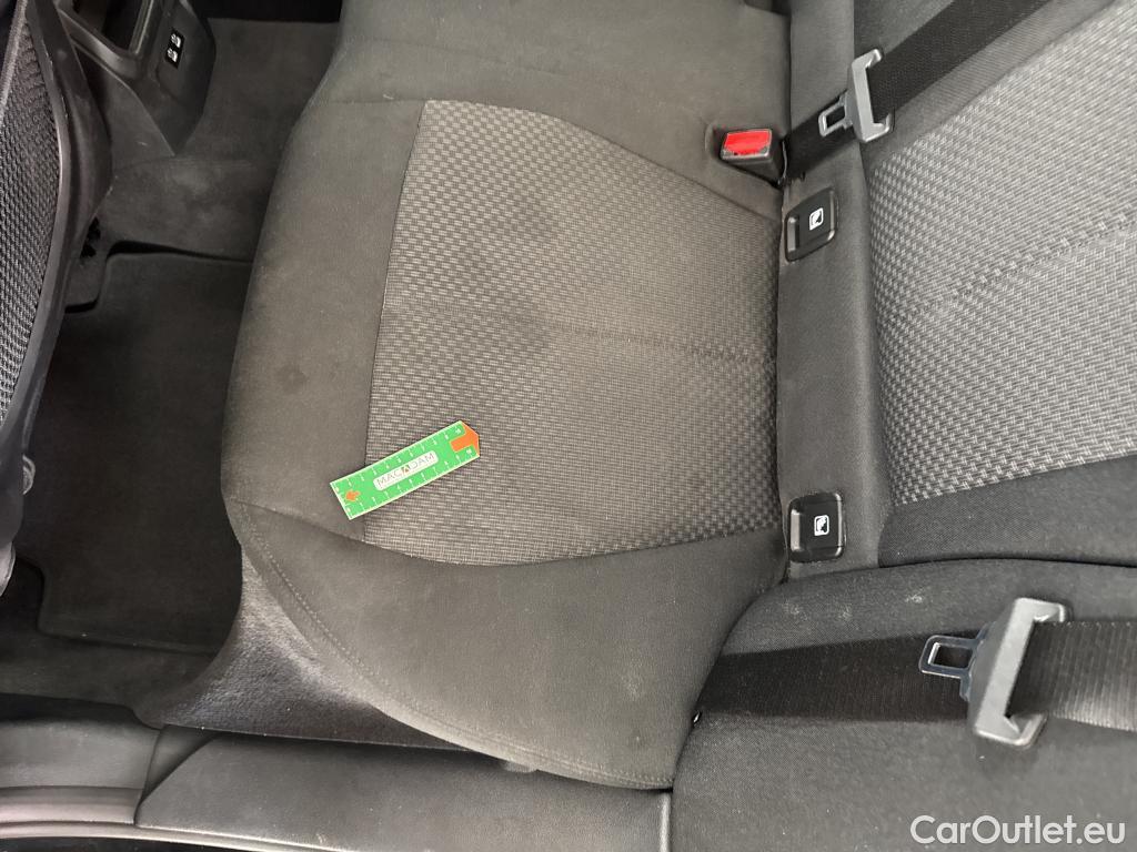  Bmw  Serie 1 BMW Série 1 / 2019 / 5P / Berline 116i Business Design #12