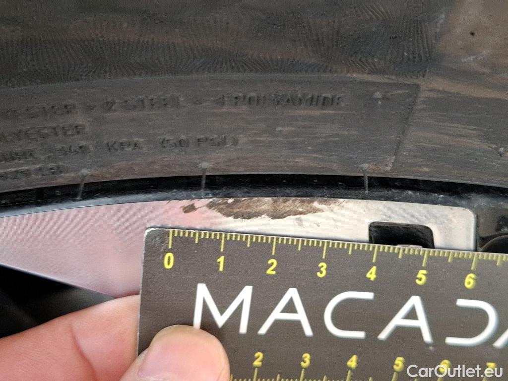  KIA  Sportage KIA  / 2021 / 5P / SUV 1.6 T-GDI 265 PHEV AUTO 4WD GT-L PREM BU #5