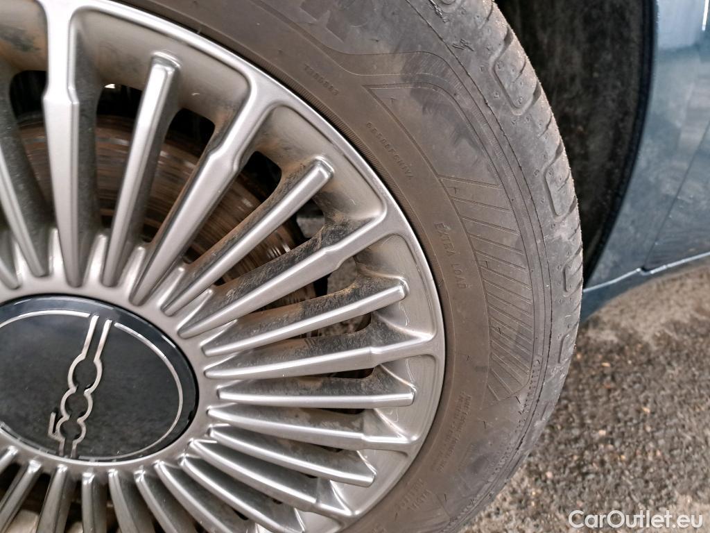  Fiat  500  e Icone 42kWh BVA #16