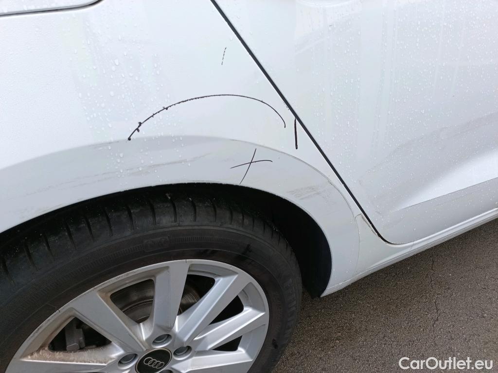  Audi  A1 Sportback AUDI A1 / 2018 / 5P / berlina con portón Sportback Advanced 30 TFSI 81kW (110CV) #2