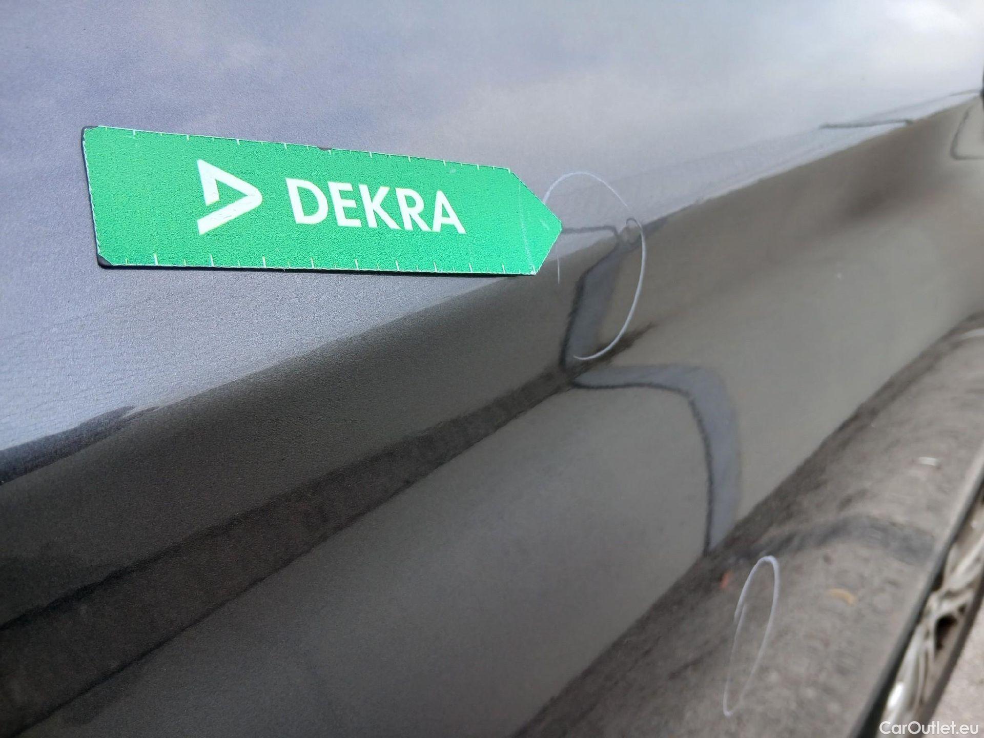  Bmw  X1 BMW  sDrive18i #11