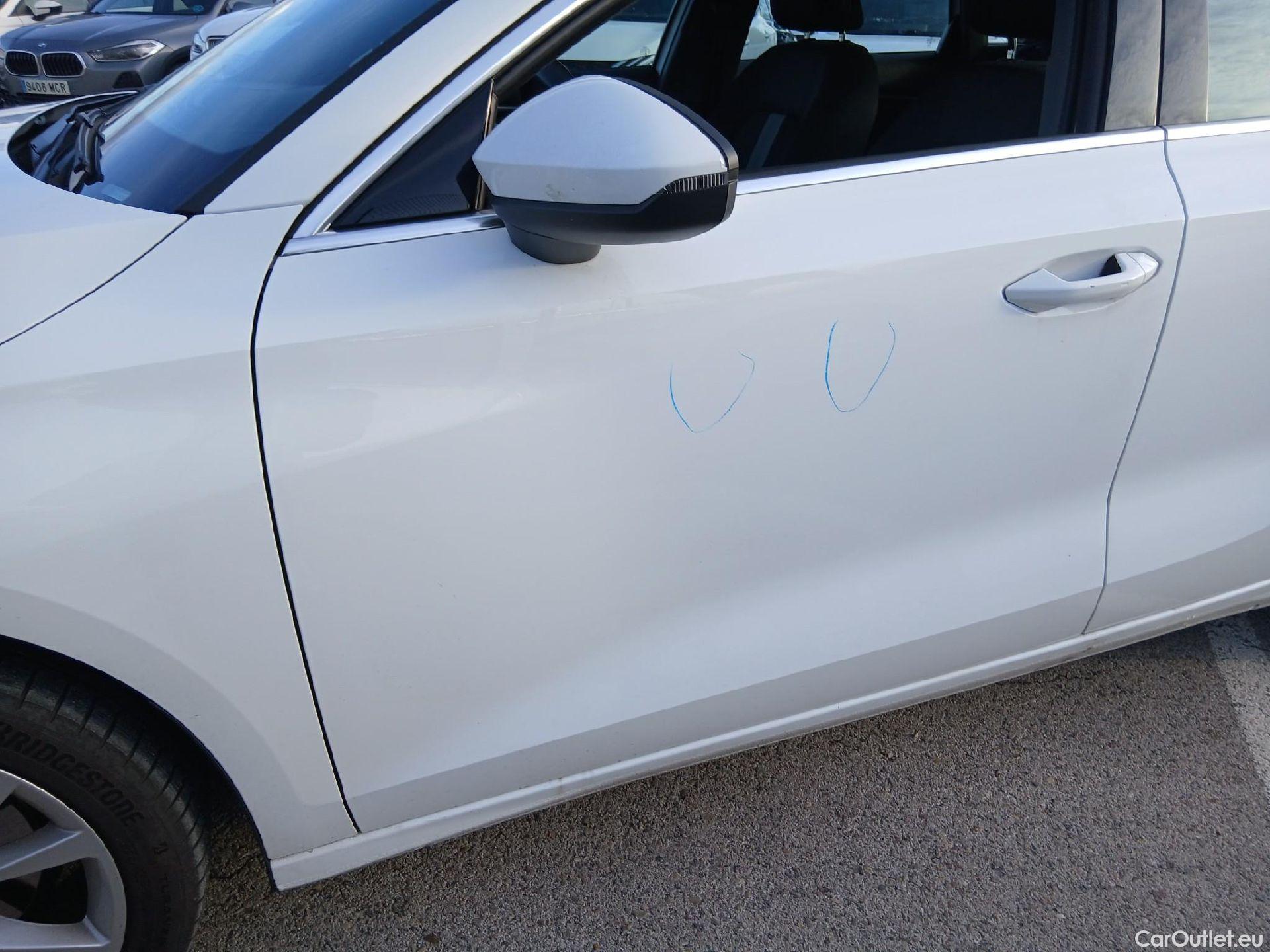  Audi  A3 AUDI  / 2024 / 5P / berlina con portón Sportback Advanced 35 TFSI 110kW S tron #5