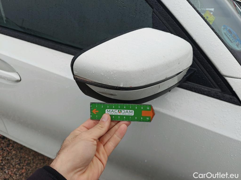  Bmw  Serie 3 BMW  / 2018 / 4P / sedán 320d Auto. #42