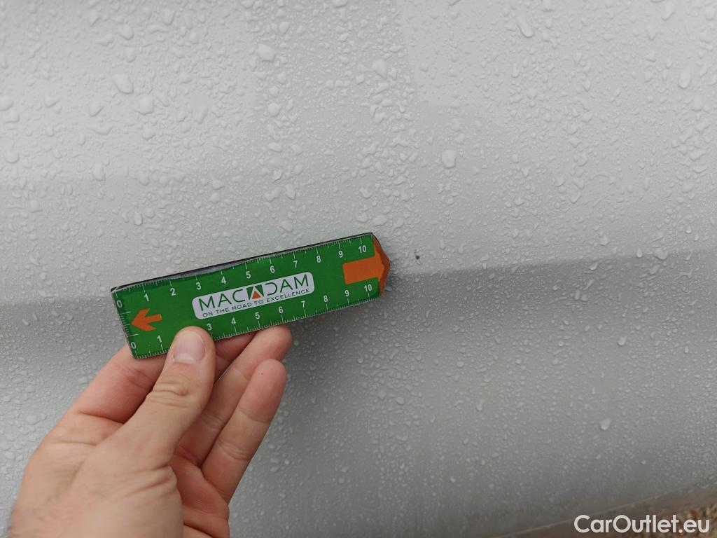  Bmw  Serie 3 BMW  / 2018 / 4P / sedán 320d Auto. #30