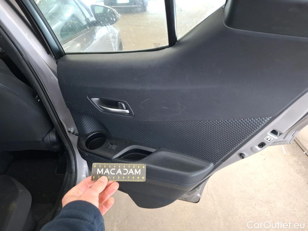  Toyota  C-HR TOYOTA  5p SUV 1.8 HYBRIDE 122 DYNAMIC BUSINESS #38