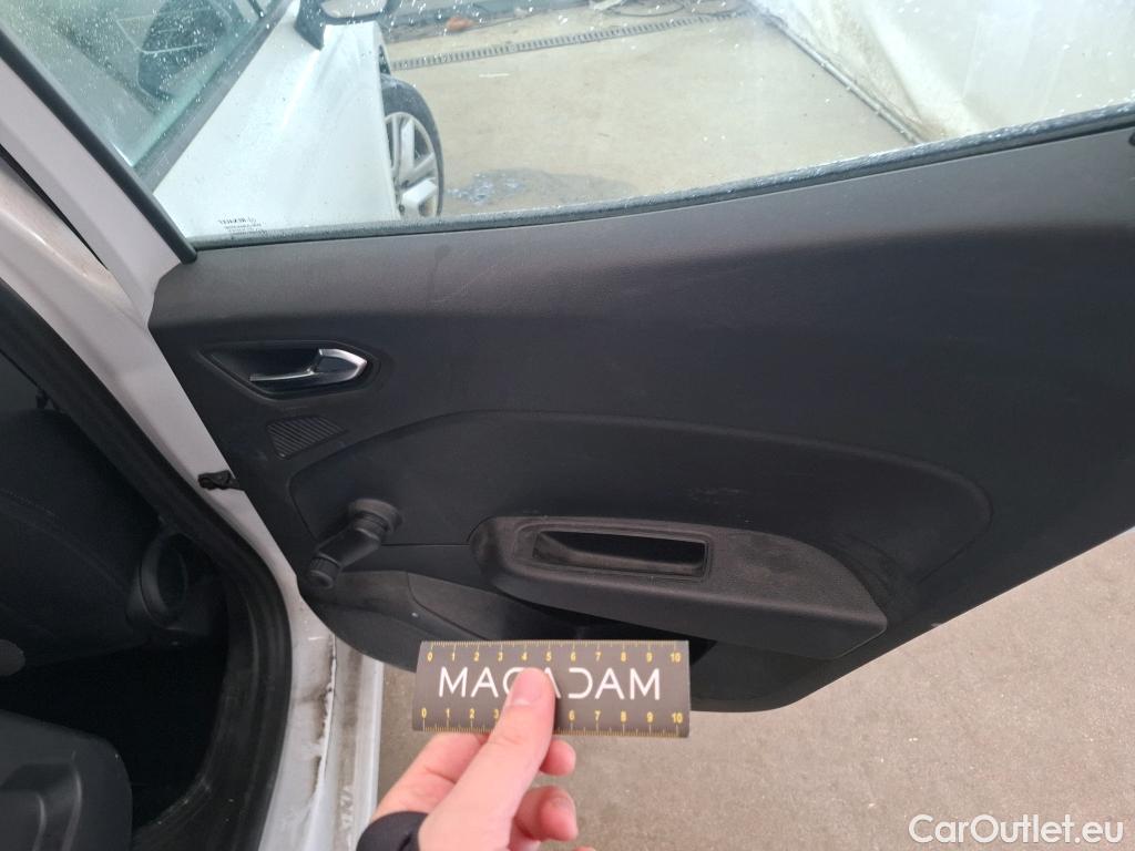  Renault  Clio RENAULT  / 2019 / 5P / Berline Business TCe 90 -21N TVU #3