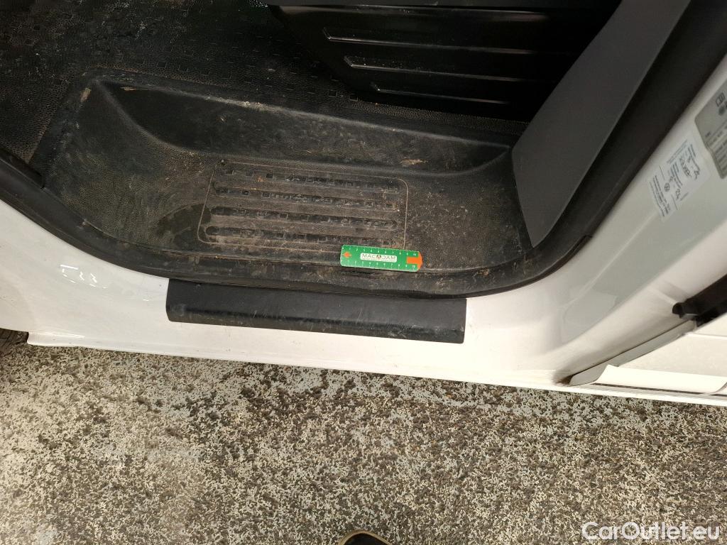  Volkswagen  Transporter VOLKSWAGEN  / 2019 / 4P / Fourgon tôlé 2.0 TDi 198 DSG7 L1H1 Edition #11