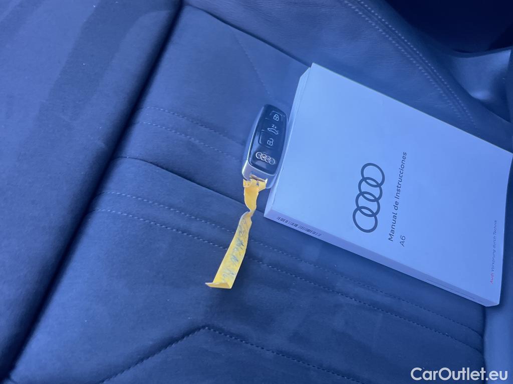  Audi  A6 AUDI  / 2018 / 4P / sedán 50 TFSIe quattro S tronic Sport #1