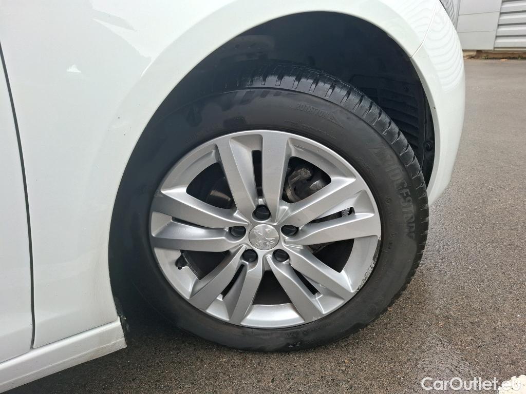  Peugeot  308  Active Pack 1.2 PureTech 110CV BVM6 E6d #13