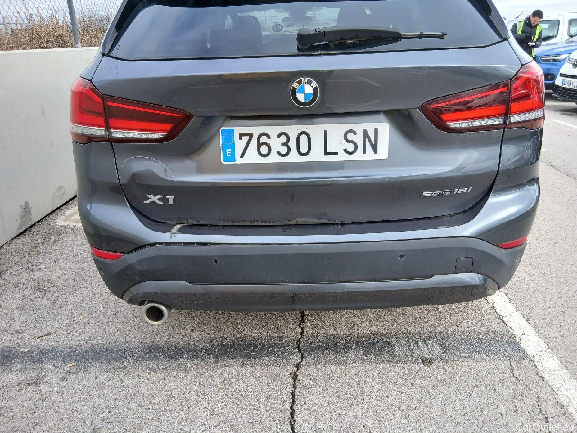  Bmw  X1 BMW  sDrive18i #15
