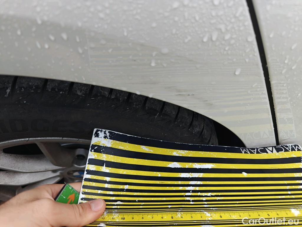  Bmw  Serie 3 BMW  / 2018 / 4P / sedán 320d Auto. #11