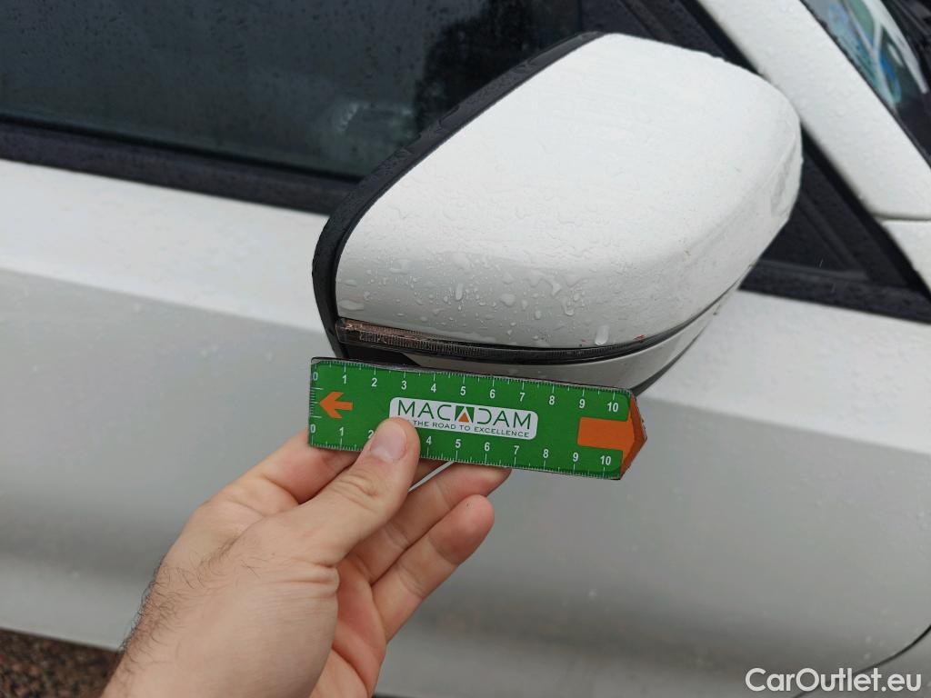  Bmw  Serie 3 BMW  / 2018 / 4P / sedán 320d Auto. #40