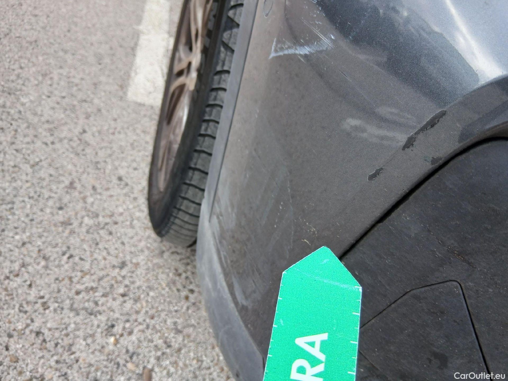  Bmw  X1 BMW  sDrive18i #3