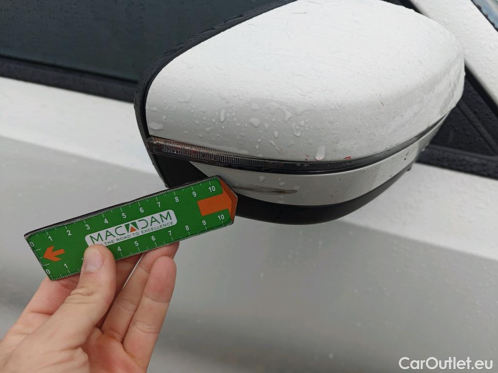  Bmw  Serie 3 BMW  / 2018 / 4P / sedán 320d Auto. #44