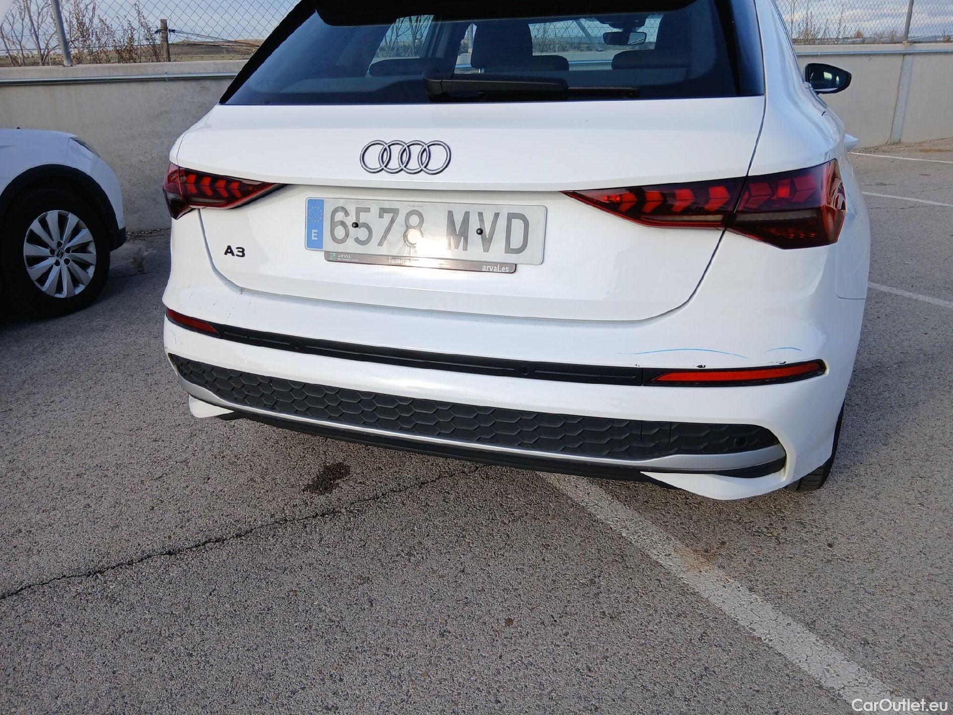  Audi  A3 AUDI  / 2024 / 5P / berlina con portón Sportback Advanced 35 TFSI 110kW S tron #10