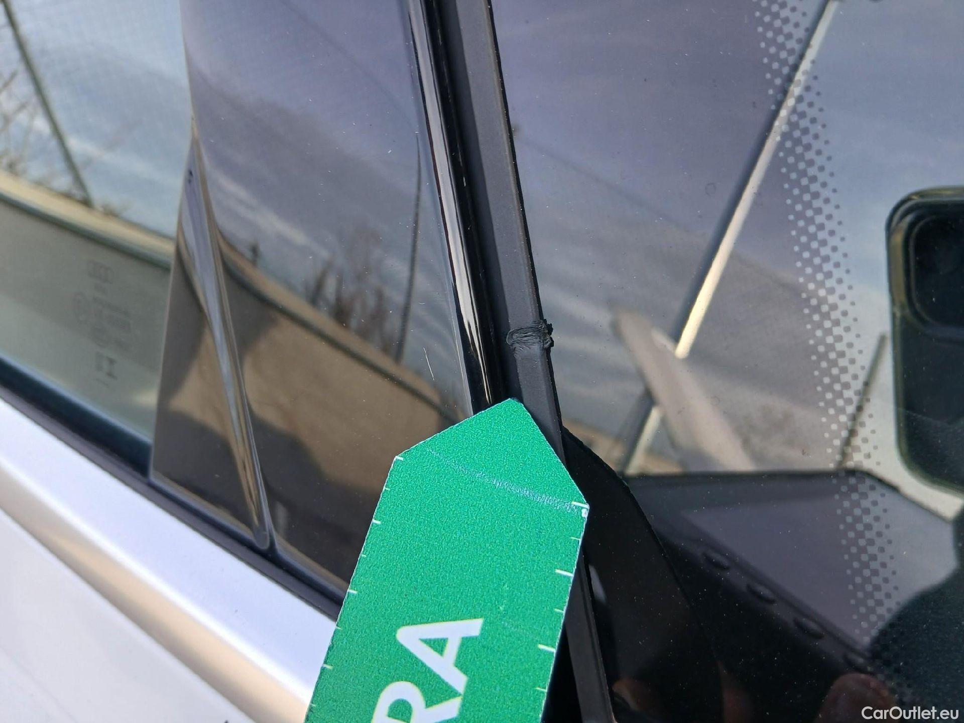  Audi  A3 AUDI  / 2024 / 5P / berlina con portón Sportback Advanced 35 TFSI 110kW S tron #16