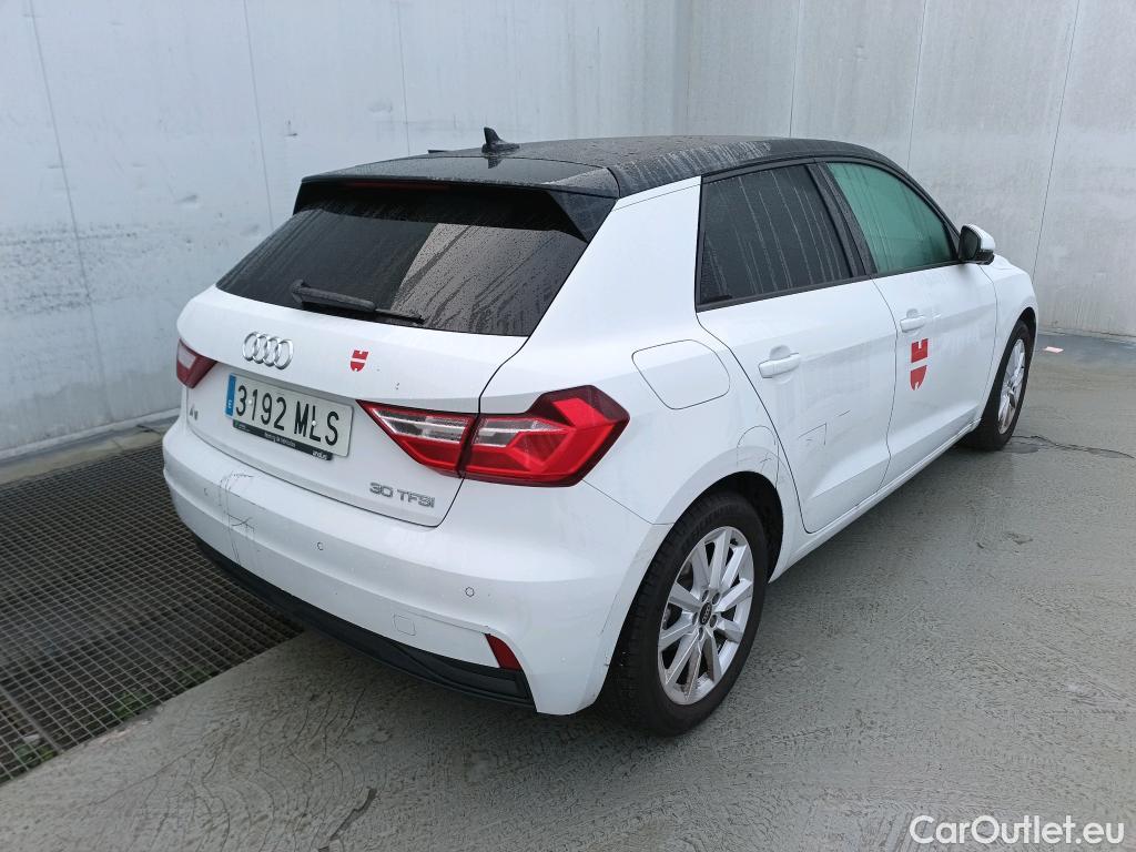  Audi  A1 Sportback AUDI A1 / 2018 / 5P / berlina con portón Sportback Advanced 30 TFSI 81kW (110CV) #7