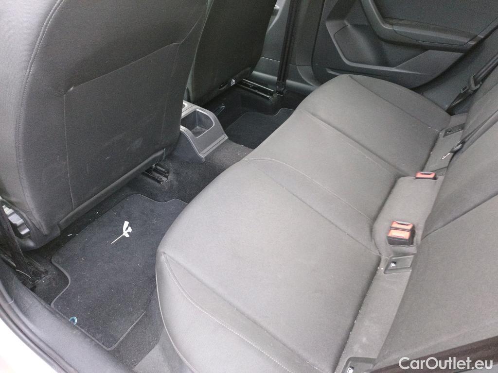  Audi  A1 Sportback AUDI A1 / 2018 / 5P / berlina con portón Sportback Advanced 30 TFSI 81kW (110CV) #9