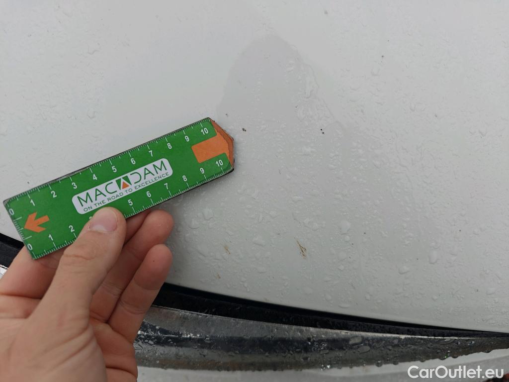  Bmw  Serie 3 BMW  / 2018 / 4P / sedán 320d Auto. #32