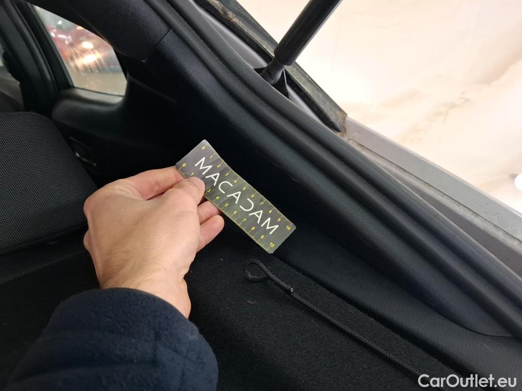  Toyota  C-HR TOYOTA  5p SUV 1.8 HYBRIDE 122 DYNAMIC BUSINESS #34