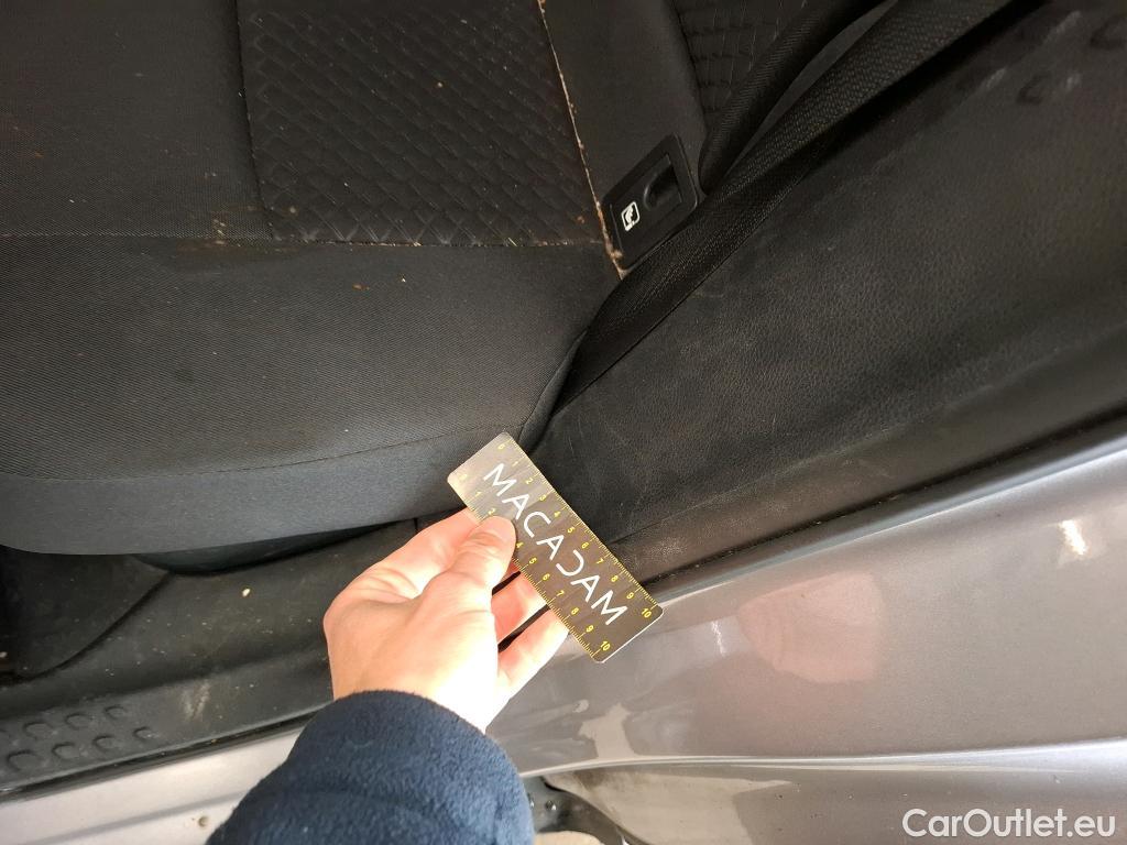  Toyota  C-HR TOYOTA  5p SUV 1.8 HYBRIDE 122 DYNAMIC BUSINESS #64