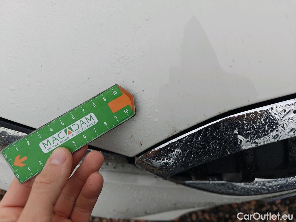  Bmw  Serie 3 BMW  / 2018 / 4P / sedán 320d Auto. #33