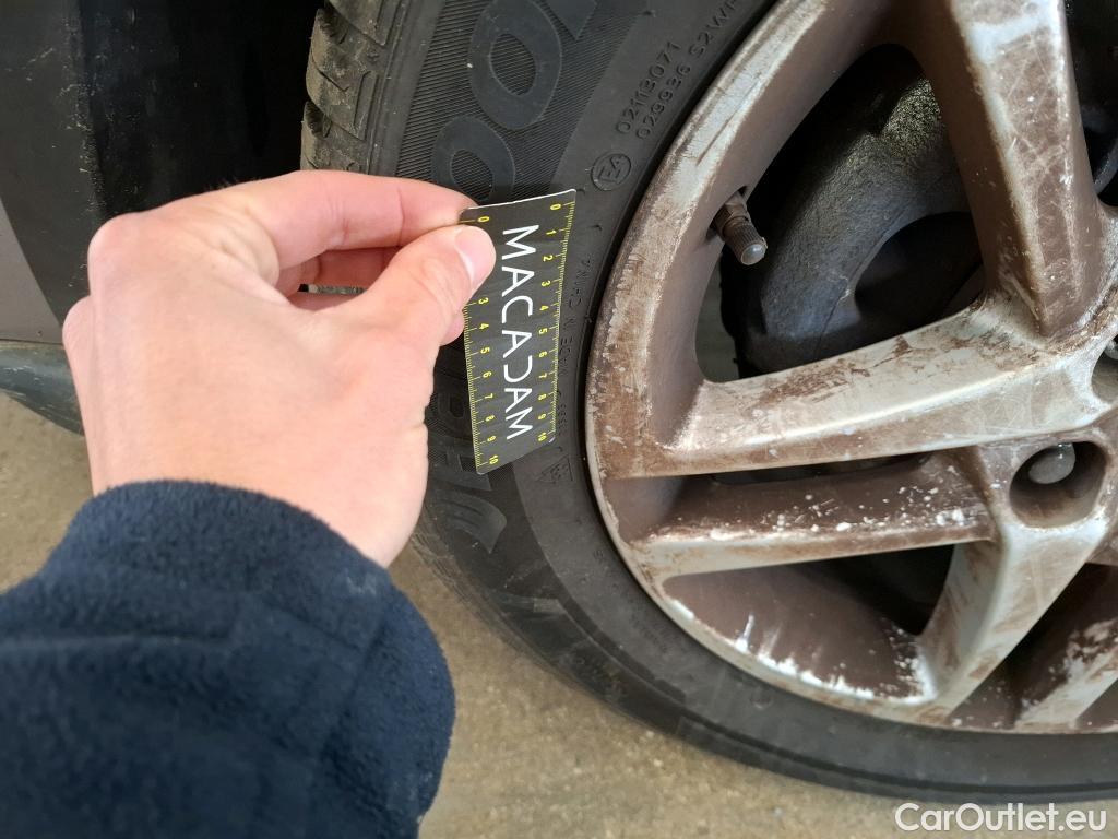  Toyota  C-HR TOYOTA  5p SUV 1.8 HYBRIDE 122 DYNAMIC BUSINESS #21