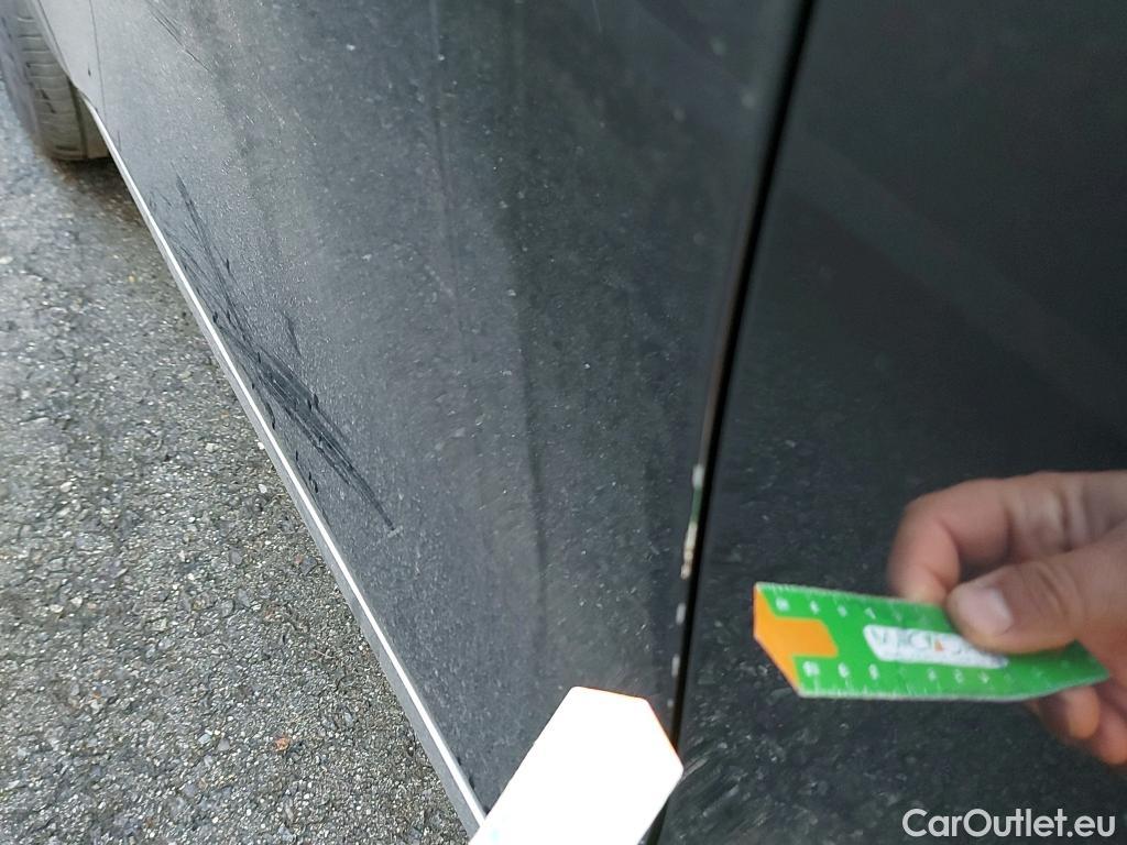  KIA  Sportage KIA  / 2022 / 5P / todoterreno 1.6 T-GDi MHEV 118kW (160CV) Drive 17