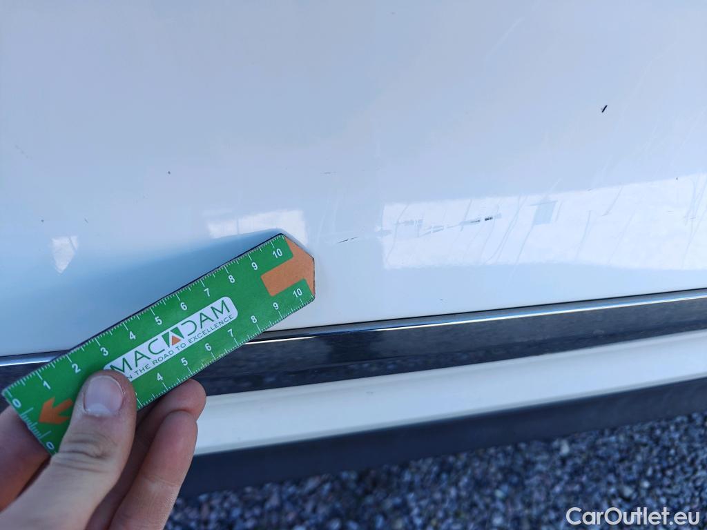  KIA  Niro KIA e- / 2016 / 5P / crossover e- 150kW (204CV) Drive (Long Range) #22