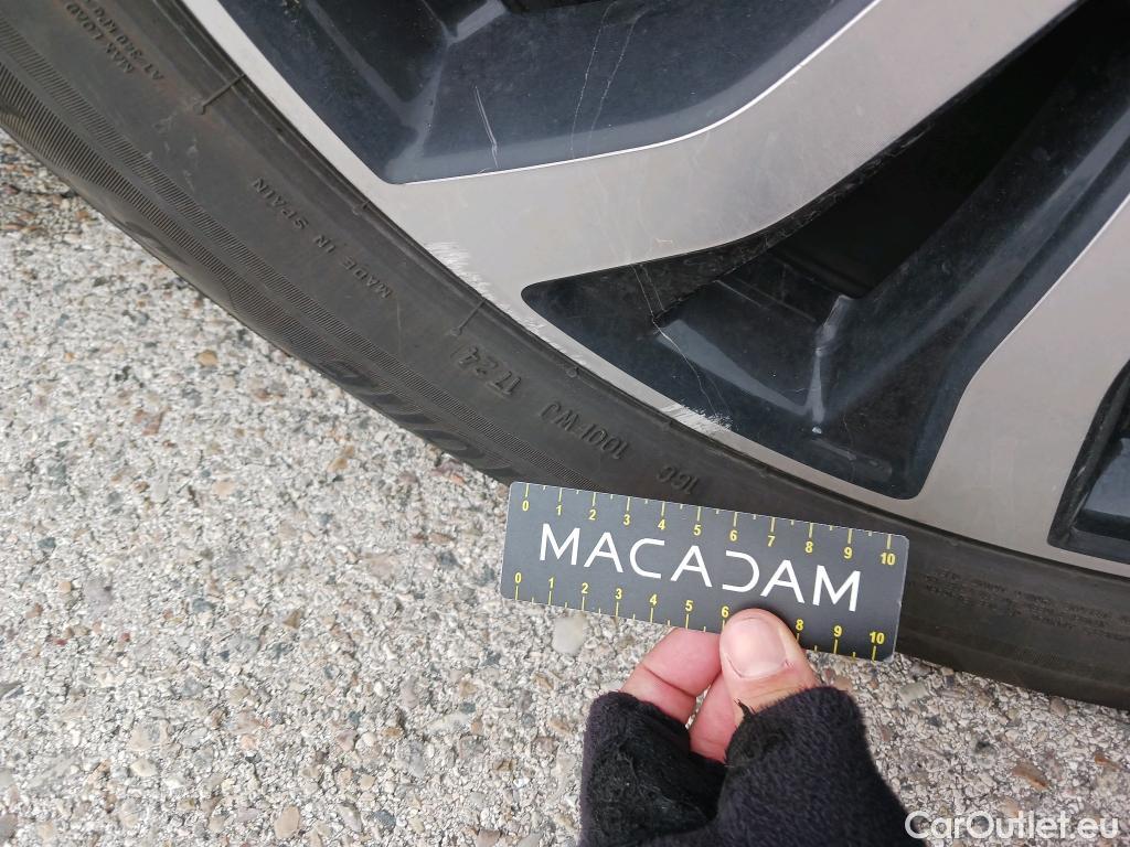  Ford  Explorer FORD  / 2019 / 4P / todoterreno 3.0 PHEV AWD ST Line #6