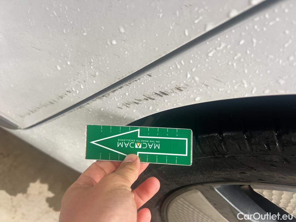  Hyundai   Ioniq HYUNDAI / 2019 / 5P / berlina con portón 1.6 GDI HEV Tecno DCT #12